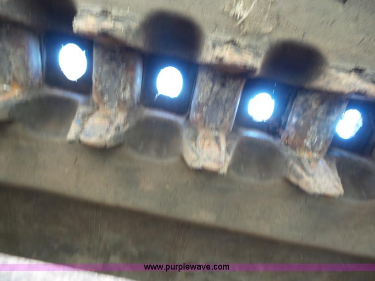 image for item BZ9666 2002 Caterpillar 246 skid steer