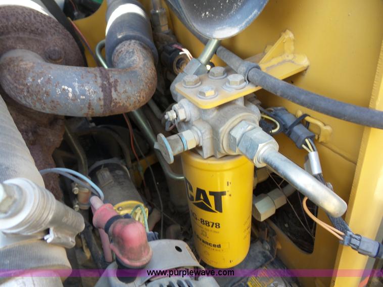 image for item BZ9666 2002 Caterpillar 246 skid steer