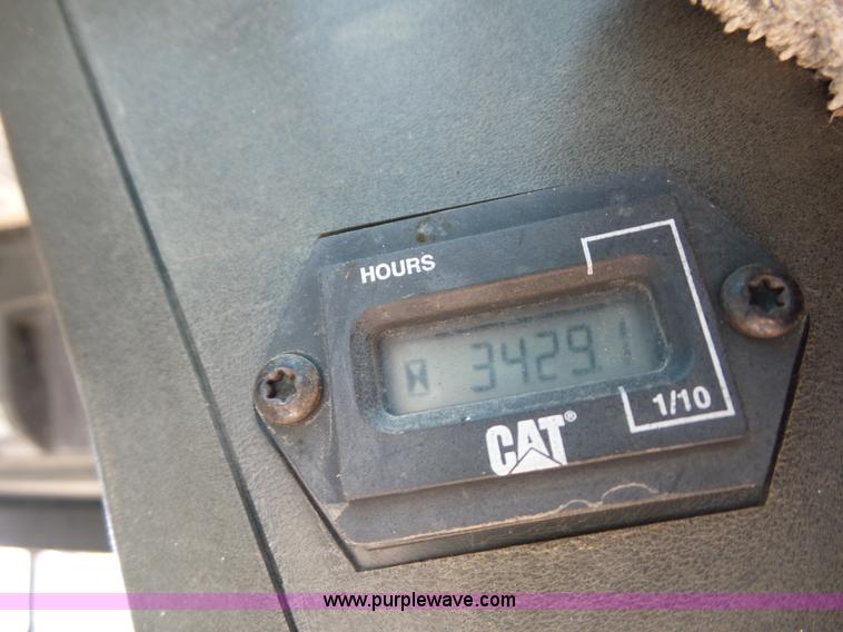 image for item BZ9666 2002 Caterpillar 246 skid steer