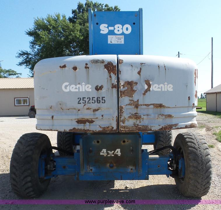 image for item BZ9682 1998 Genie S80 boom lift