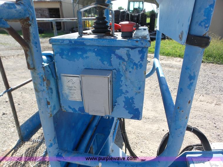 image for item BZ9682 1998 Genie S80 boom lift