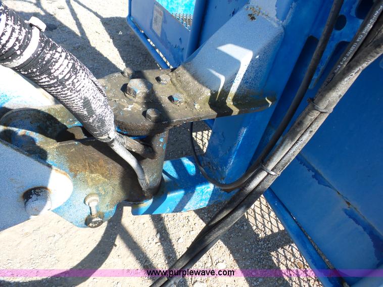 image for item BZ9682 1998 Genie S80 boom lift