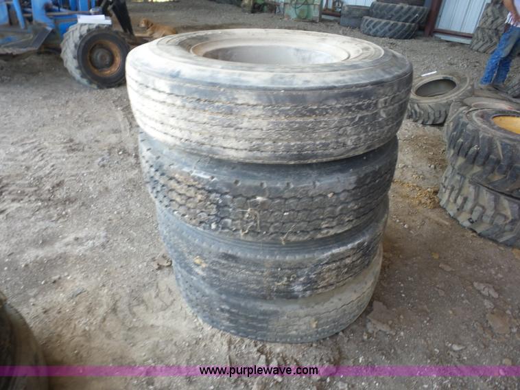 image for item BZ9684 (4) 10.00R20 tires