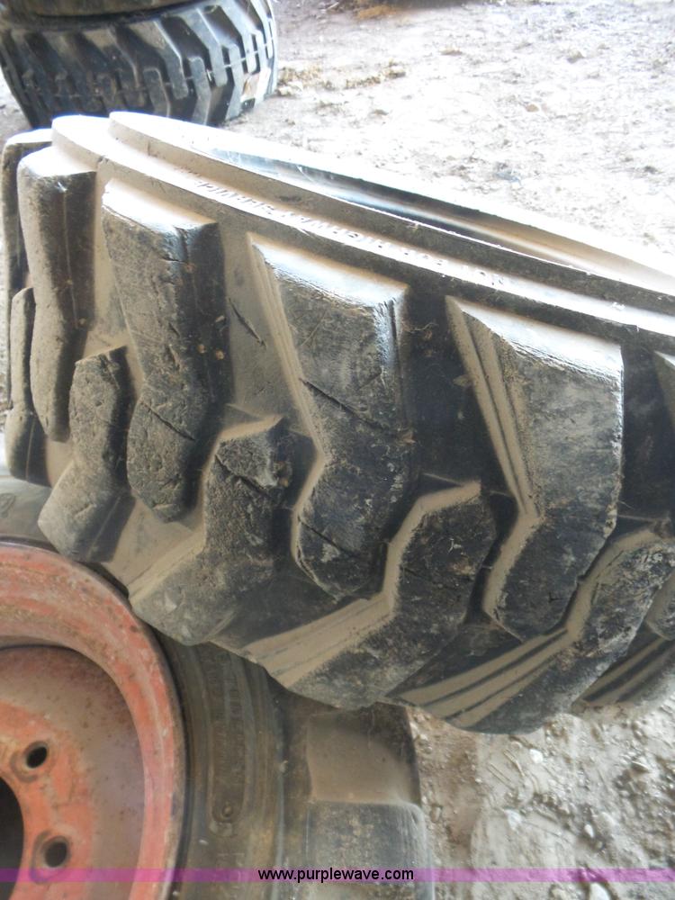 image for item BZ9685 (3) tires