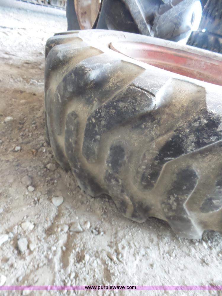 image for item BZ9685 (3) tires