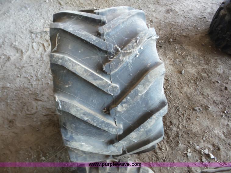 image for item BZ9685 (3) tires