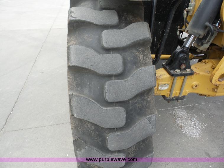 image for item BZ9701 2004 Caterpillar TH360B telehandler