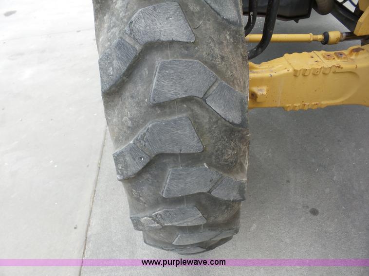 image for item BZ9701 2004 Caterpillar TH360B telehandler