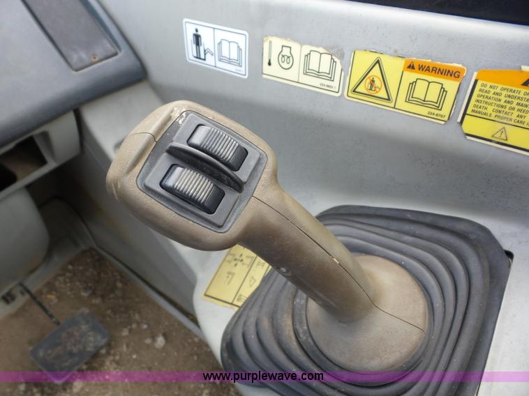 image for item BZ9701 2004 Caterpillar TH360B telehandler