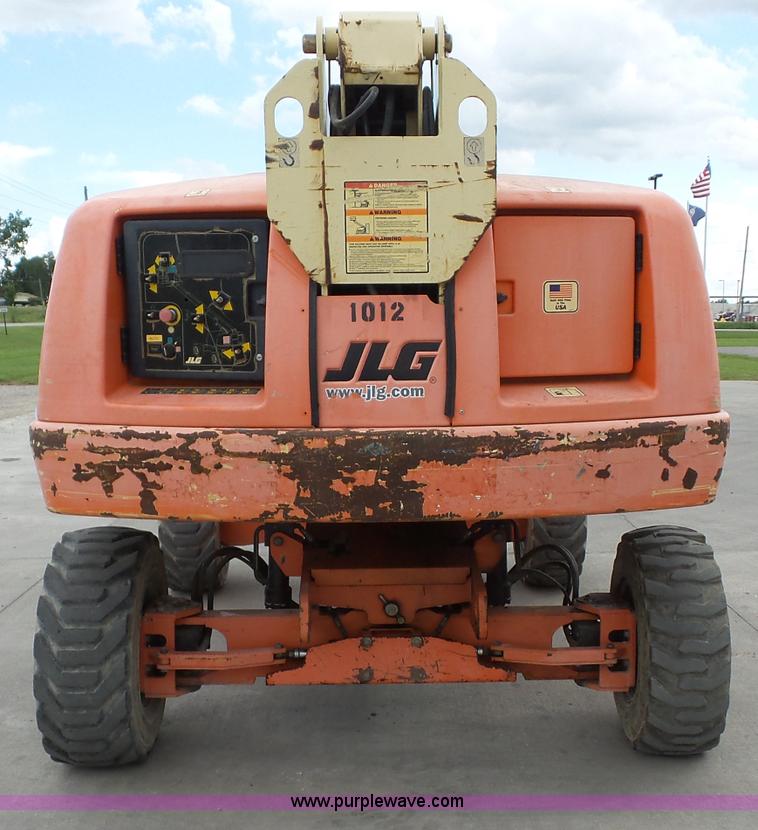 image for item BZ9702 2001 JLG 400S boom lift