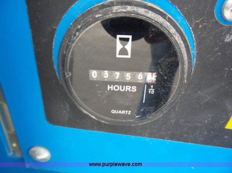 image for item BZ9703 2006 Genie GS-2668RT scissor lift