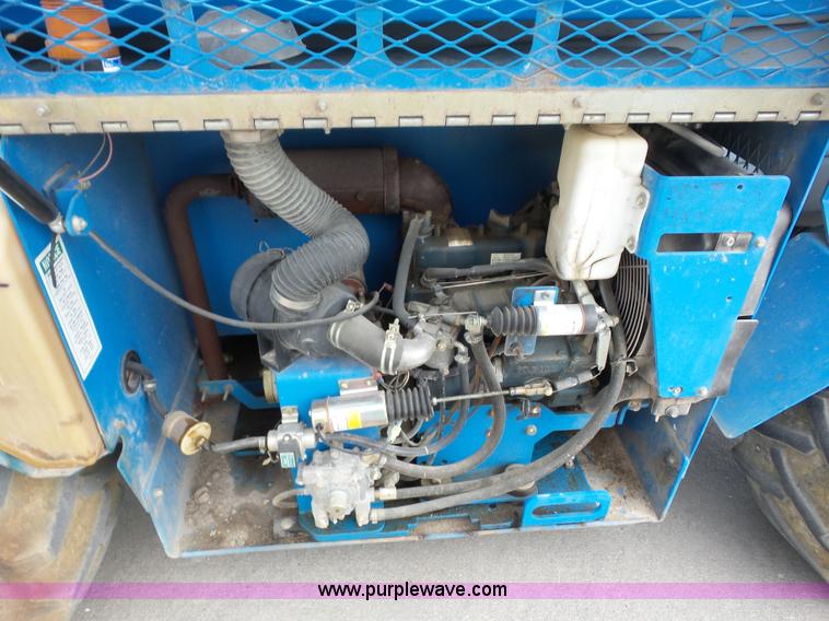 image for item BZ9703 2006 Genie GS-2668RT scissor lift