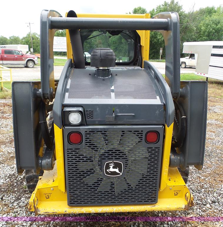 image for item BZ9797 2015 John Deere 328E skid steer