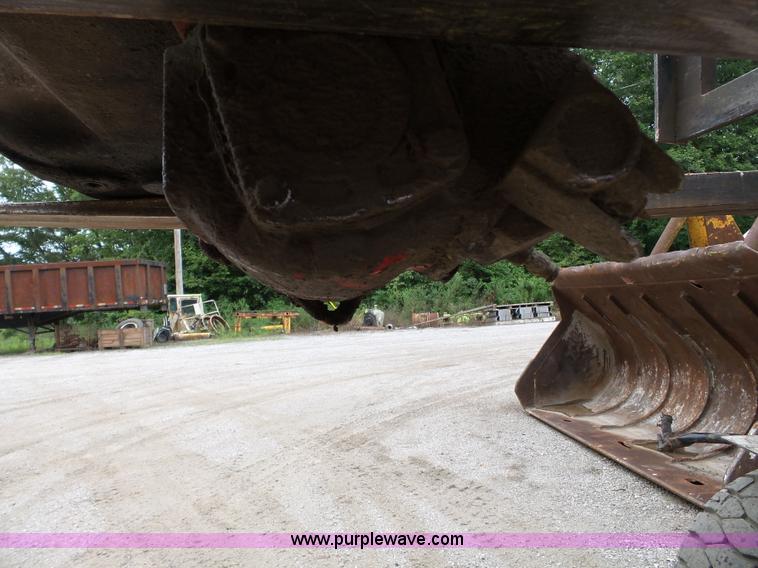 image for item CD9504 1993 Eaton Fuller RTX11609A manual transmission