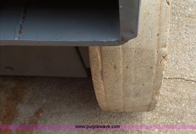 image for item CD9507 1996 Skyjack SJII 4626 scissor lift