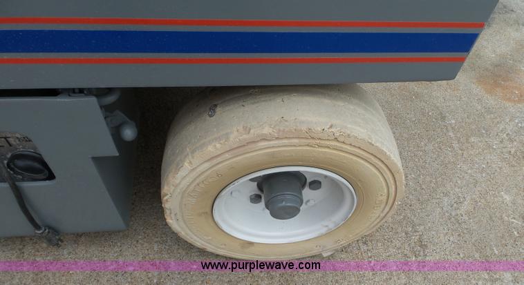 image for item CD9507 1996 Skyjack SJII 4626 scissor lift