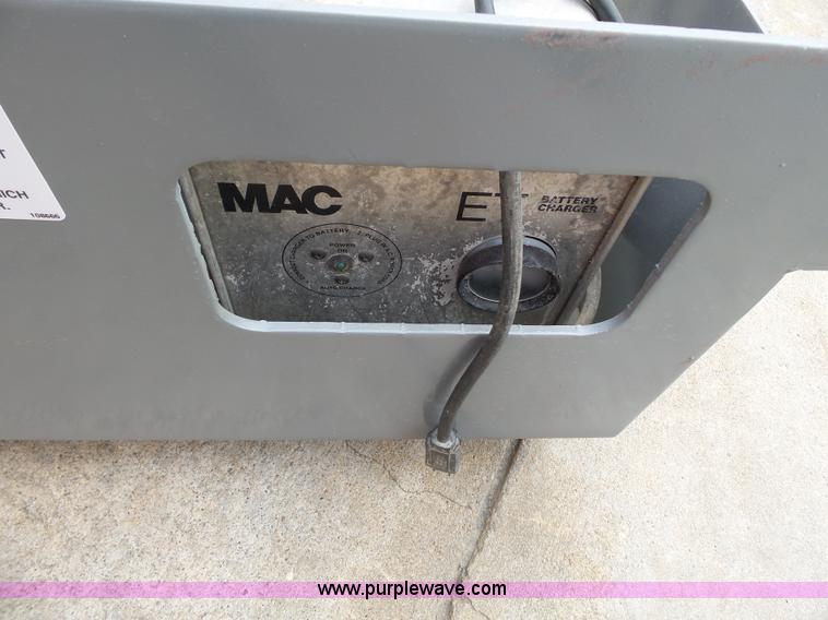 image for item CD9507 1996 Skyjack SJII 4626 scissor lift