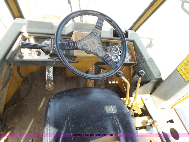 image for item F1775 1987 Fiat-Allis FR15B wheel loader