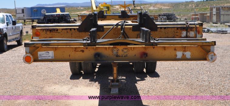 image for item G7419 1994 expandable beam trailer