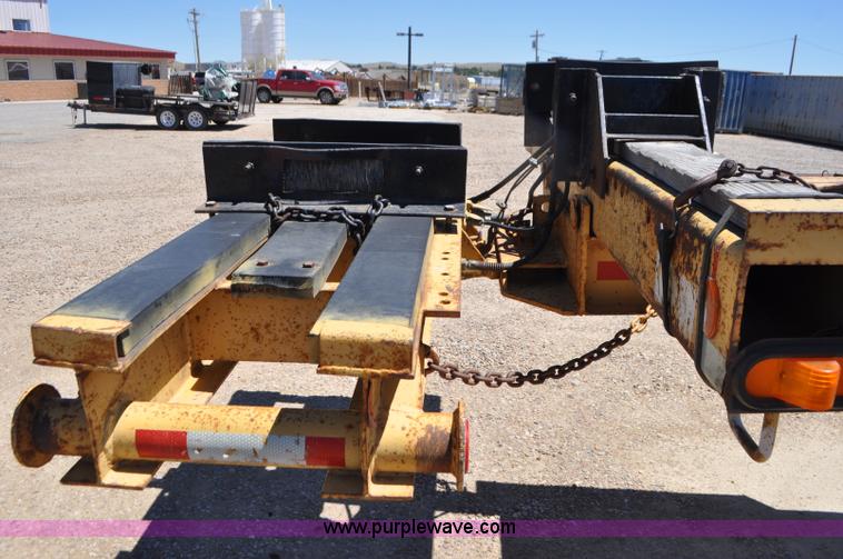 image for item G7419 1994 expandable beam trailer