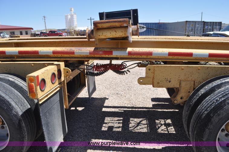 image for item G7419 1994 expandable beam trailer