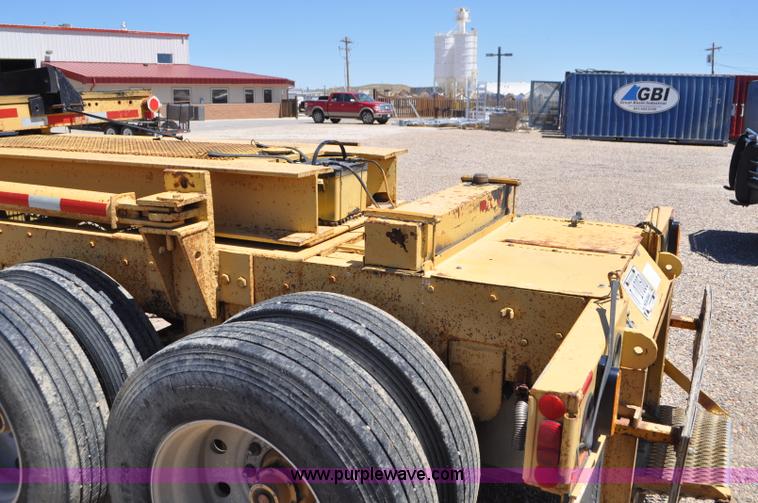 image for item G7419 1994 expandable beam trailer