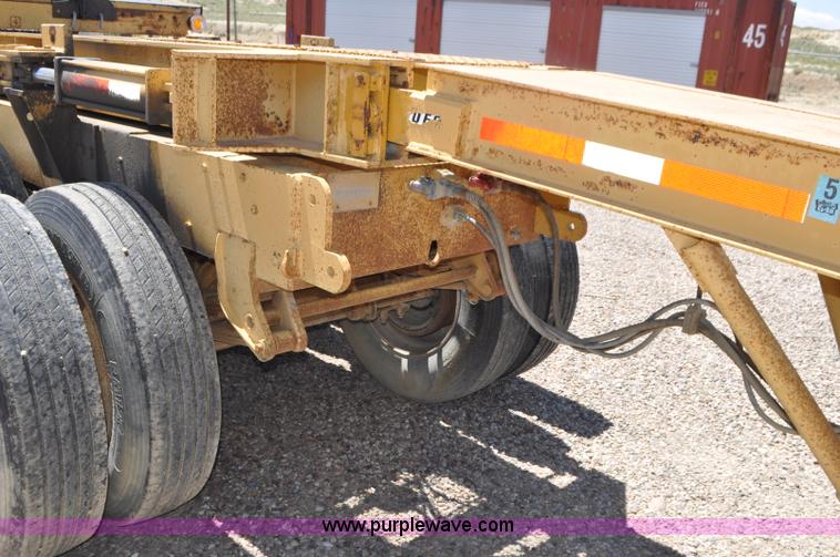 image for item G7419 1994 expandable beam trailer
