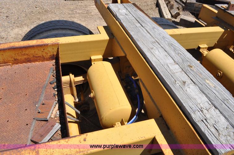 image for item G7421 1967 Brown beam trailer