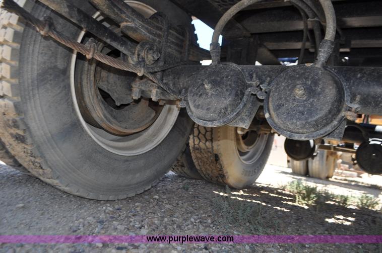 image for item G7422 1996 beam trailer