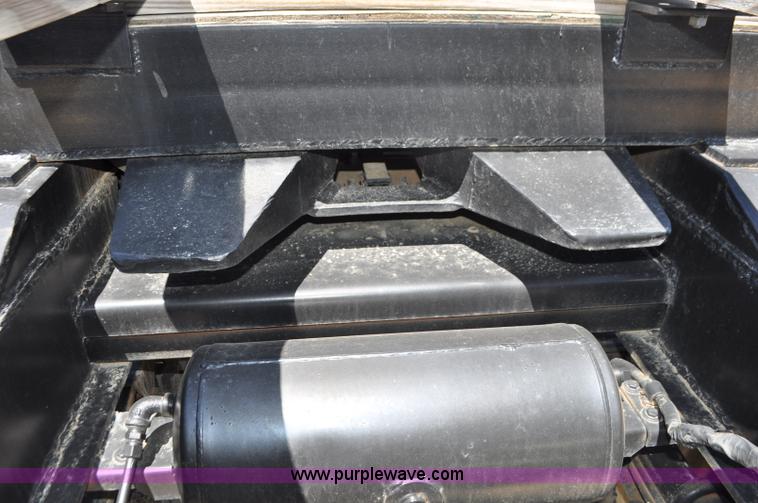 image for item G7422 1996 beam trailer