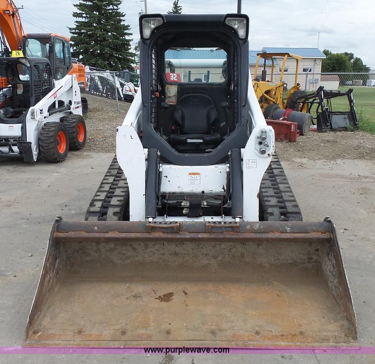 image for item J1638 2011 Bobcat T650 skid steer