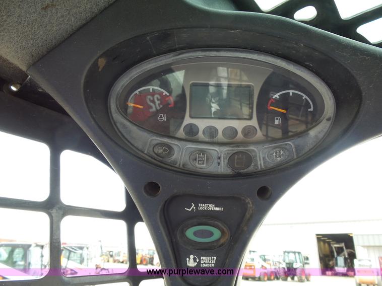 image for item J1638 2011 Bobcat T650 skid steer