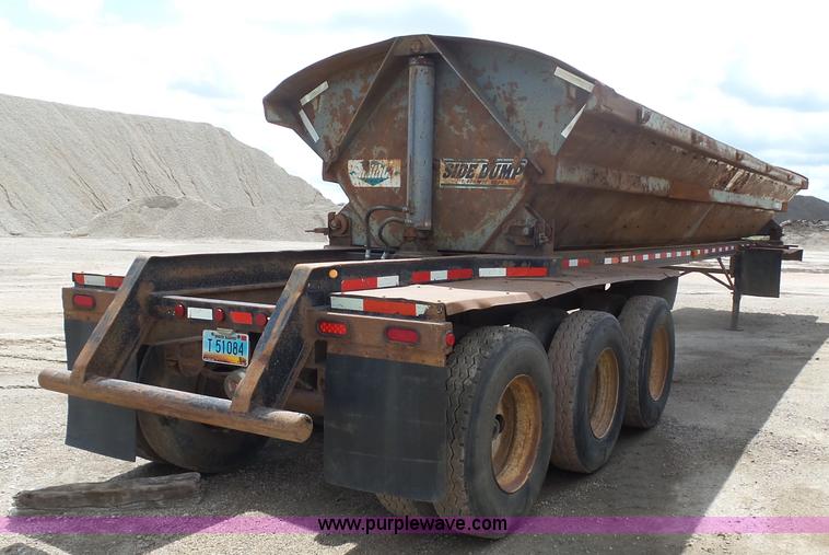image for item J1639 1997 Smithco side dump trailer