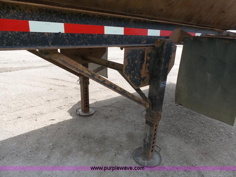 image for item J1639 1997 Smithco side dump trailer