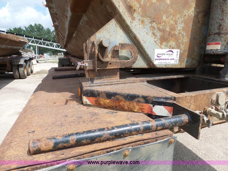 image for item J1639 1997 Smithco side dump trailer