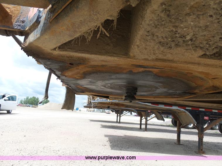 image for item J1639 1997 Smithco side dump trailer