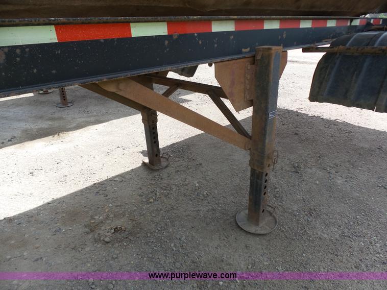 image for item J1640 1998 Smithco side dump trailer