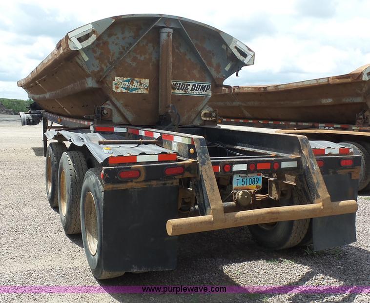 image for item J1641 1998 Smithco side dump trailer