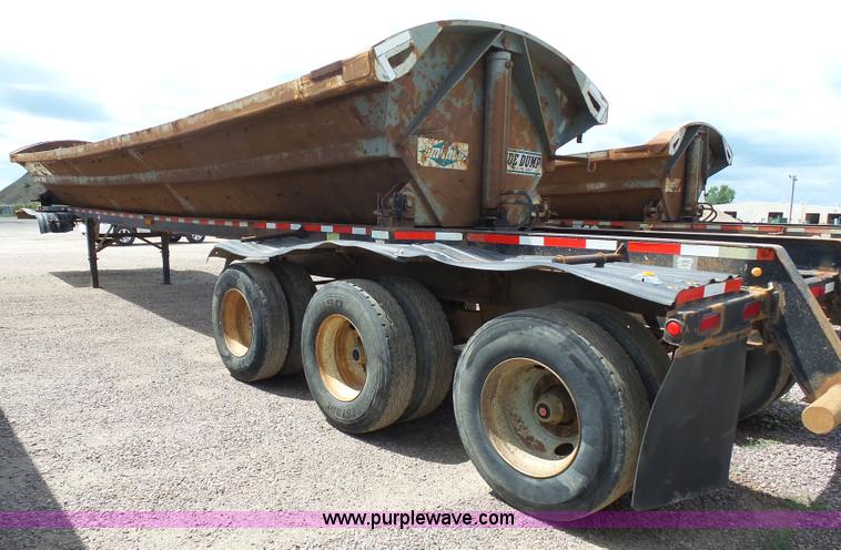 image for item J1641 1998 Smithco side dump trailer