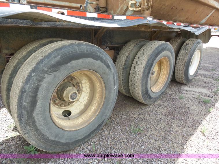 image for item J1641 1998 Smithco side dump trailer