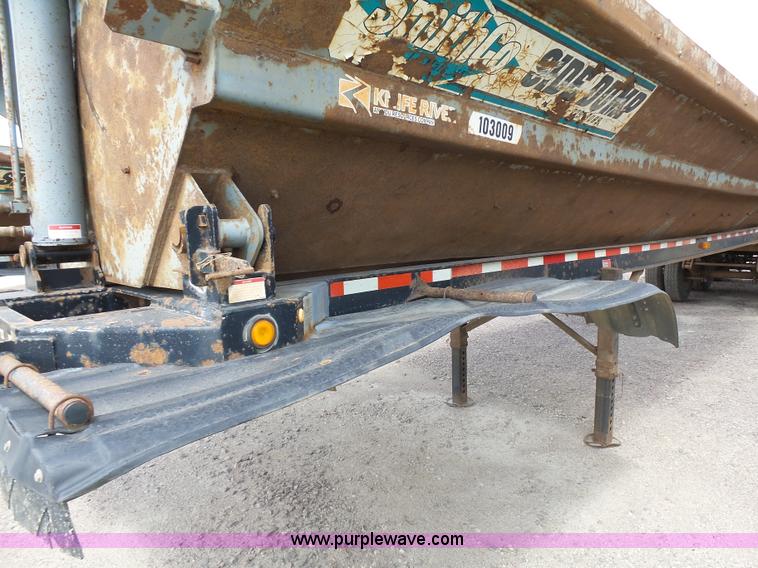 image for item J1641 1998 Smithco side dump trailer