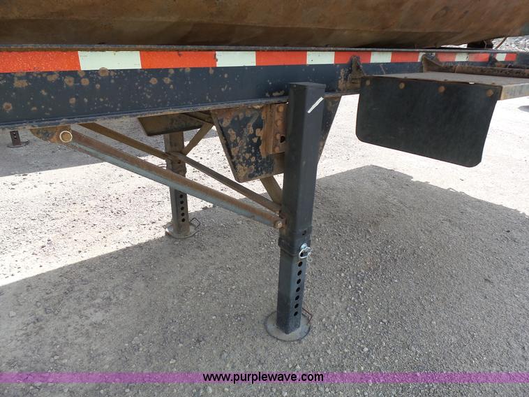 image for item J1642 1998 Smithco side dump trailer