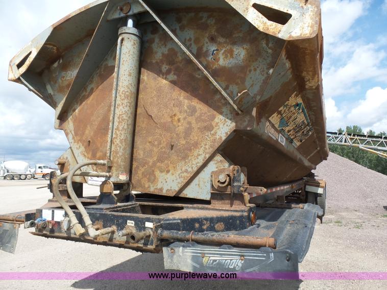 image for item J1642 1998 Smithco side dump trailer