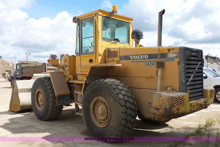 image for item J1643 1999 Volvo L90C wheel loader