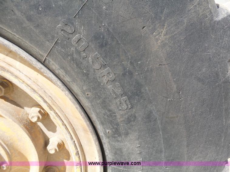 image for item J1643 1999 Volvo L90C wheel loader