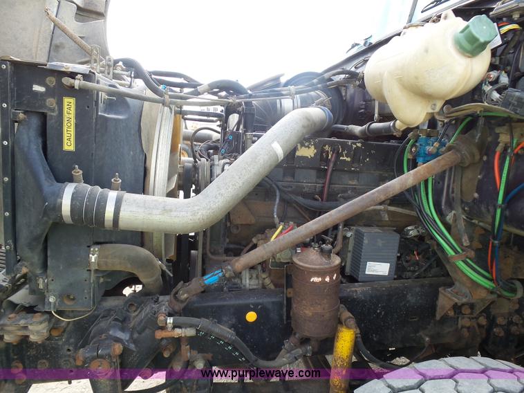 image for item J1651 1997 Volvo WG dump truck