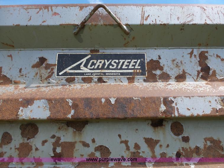 image for item J1652 1997 Volvo WG dump truck