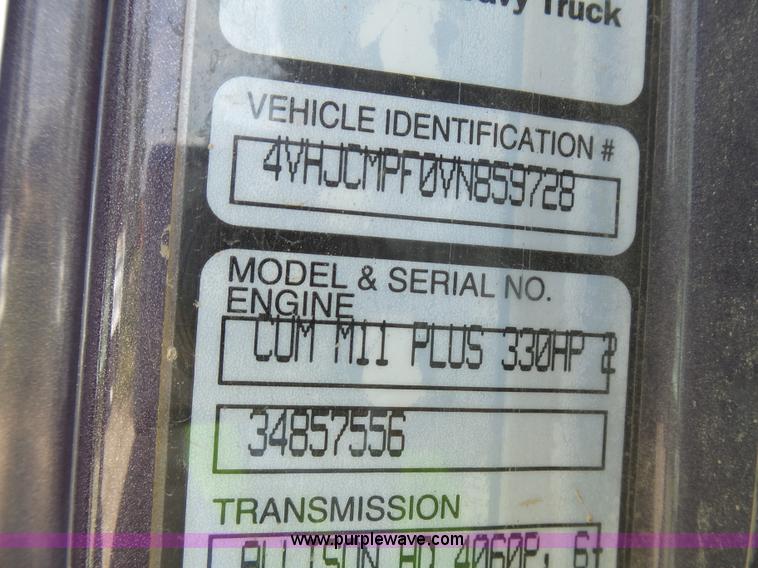 image for item J1652 1997 Volvo WG dump truck