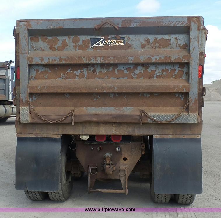 image for item J1653 1997 Volvo WG dump truck