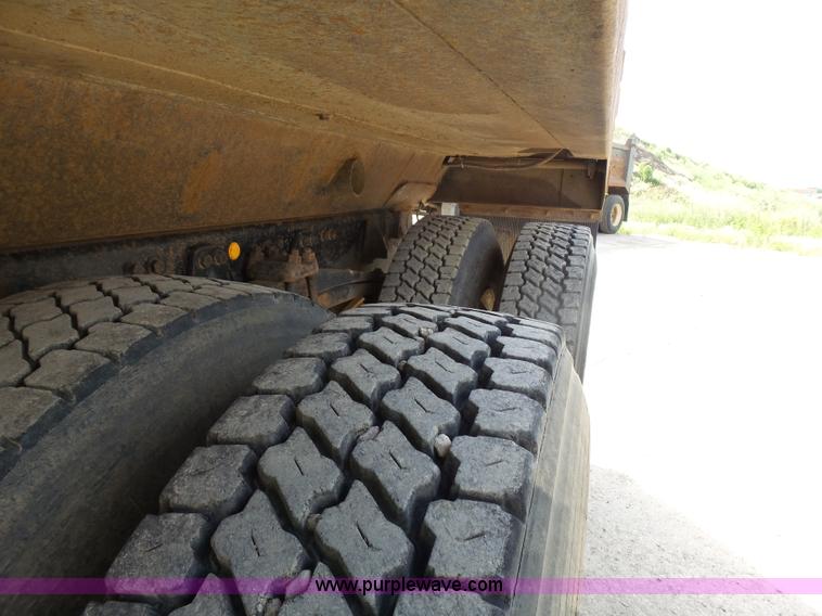 image for item J1653 1997 Volvo WG dump truck